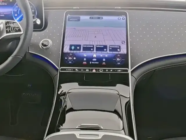 Mercedes-Benz EQE 300