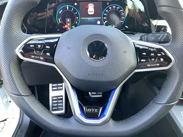 Volkswagen Golf GTE