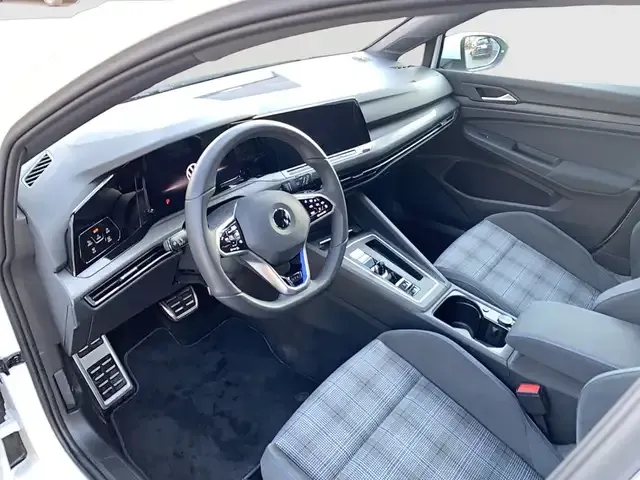 Volkswagen Golf GTE