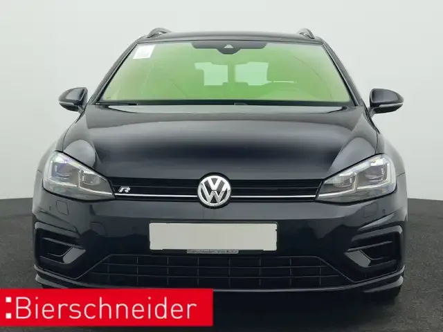 Volkswagen Golf R