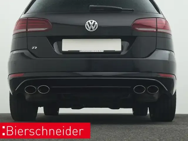 Volkswagen Golf R