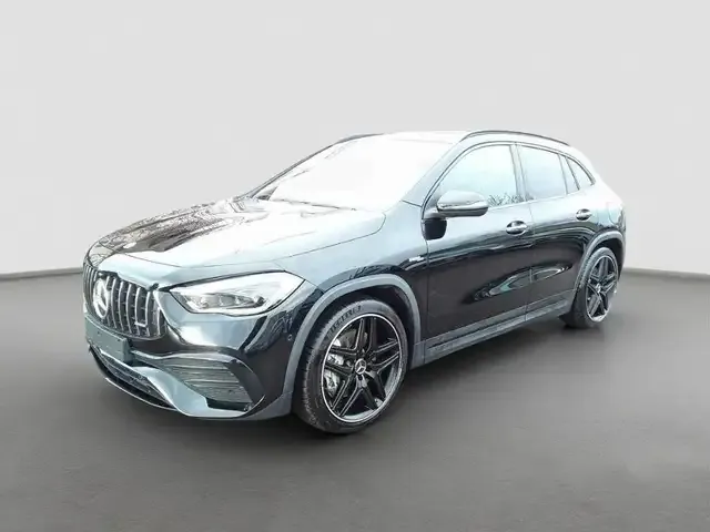 Mercedes-Benz GLA 35 AMG