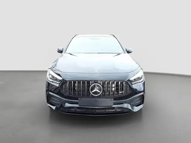 Mercedes-Benz GLA 35 AMG