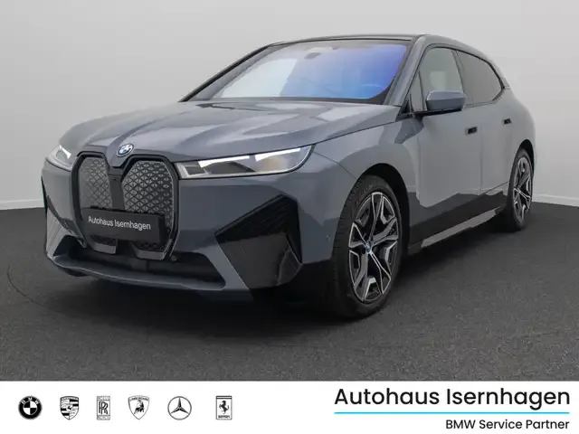 BMW iX