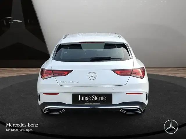 Mercedes-Benz CLA 250