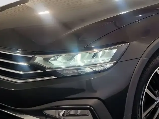 Volkswagen Passat Alltrack