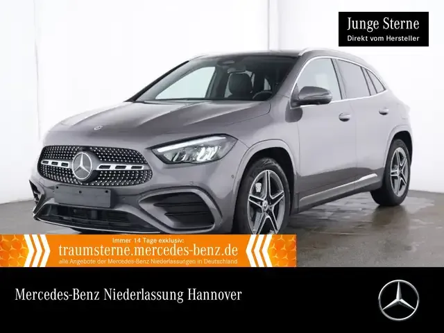 Mercedes-Benz GLA 220