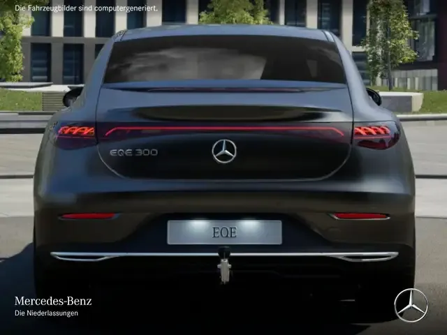 Mercedes-Benz EQE 300