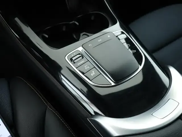 Mercedes-Benz EQC 400