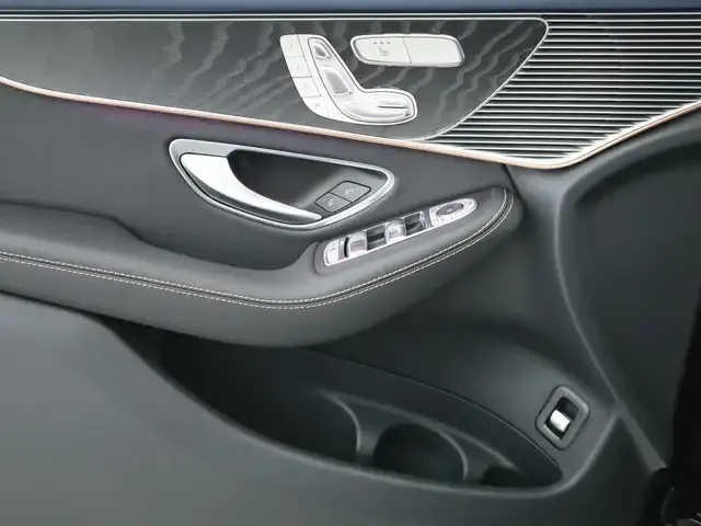 Mercedes-Benz EQC 400