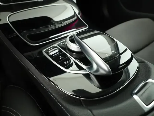 Mercedes-Benz E 350
