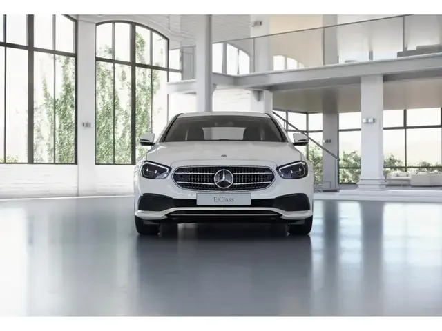 Mercedes-Benz E 200