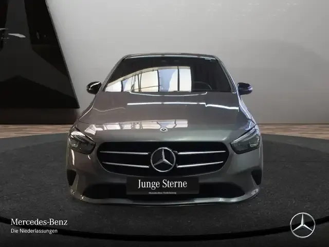 Mercedes-Benz B 250