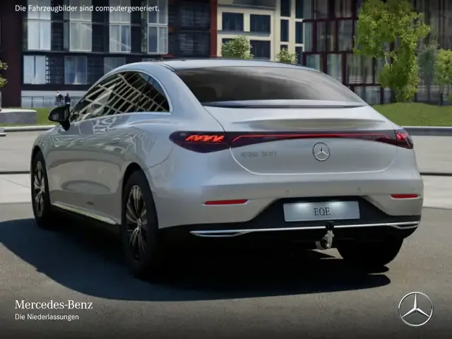 Mercedes-Benz EQE 300