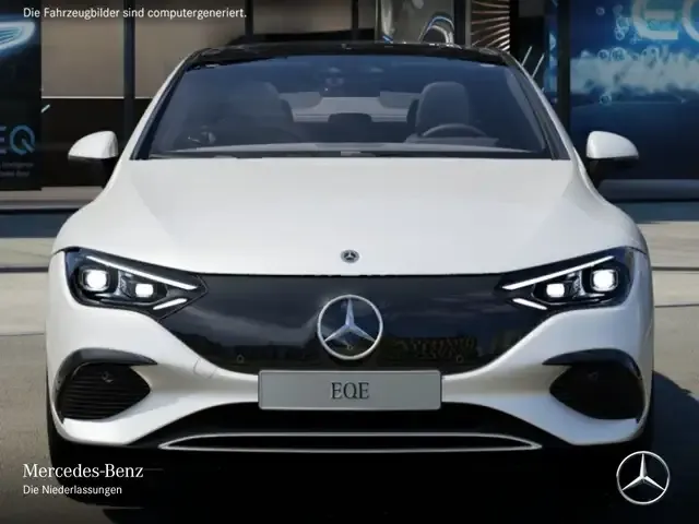 Mercedes-Benz EQE 300
