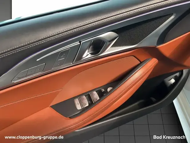 BMW 840
