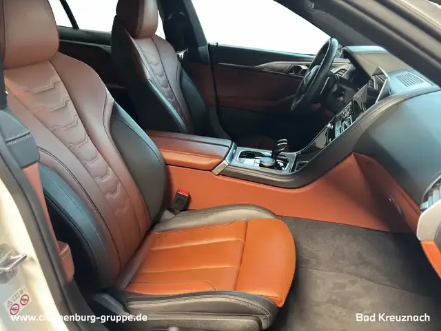 BMW 840