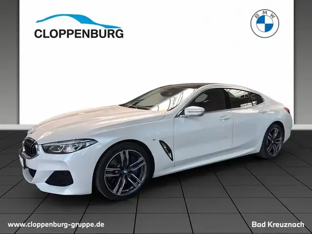 BMW 840