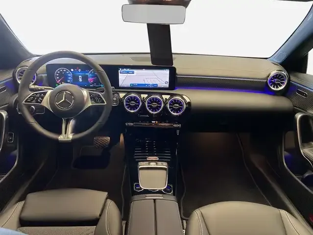 Mercedes-Benz CLA 180