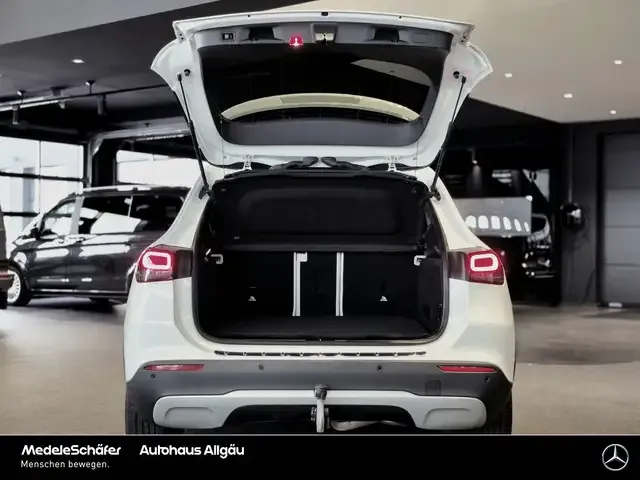 Mercedes-Benz GLA 220