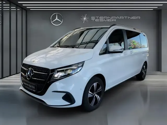 Mercedes-Benz V 220