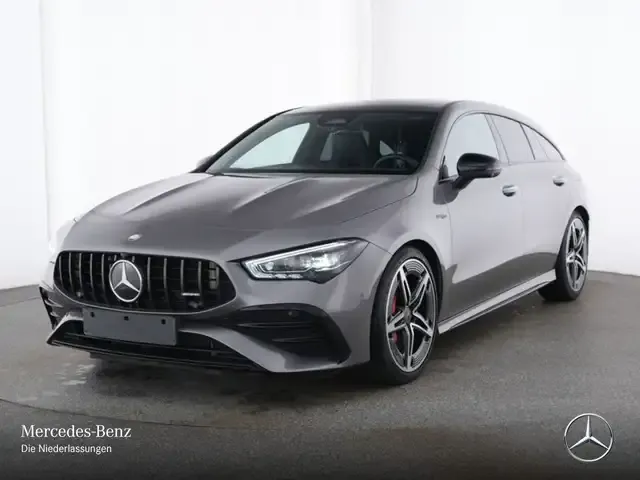 Mercedes-Benz CLA 35 AMG