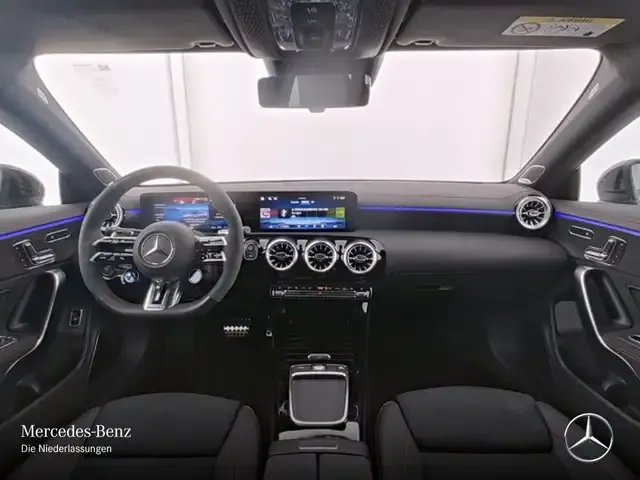 Mercedes-Benz CLA 35 AMG