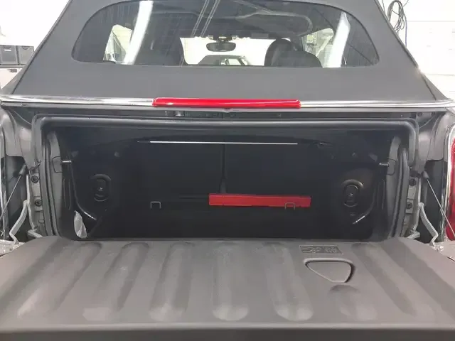 MINI John Cooper Works Cabrio