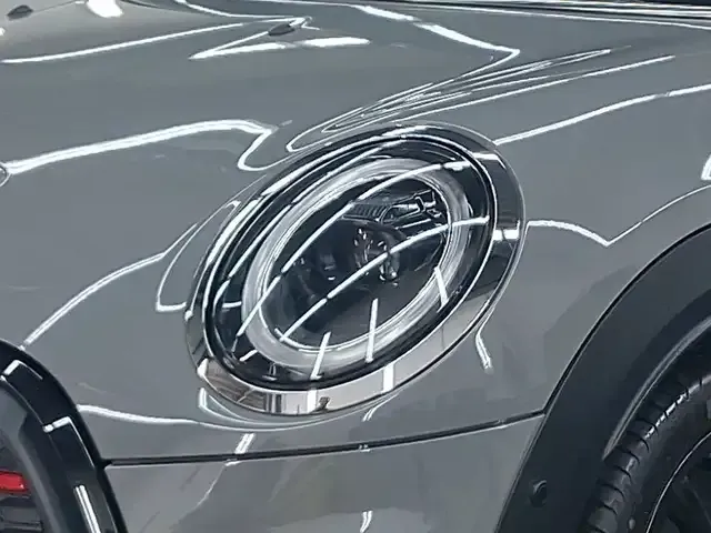 MINI John Cooper Works Cabrio