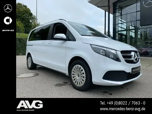 Mercedes-Benz V 250