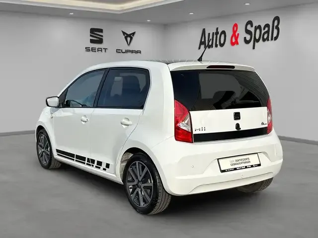 SEAT Mii