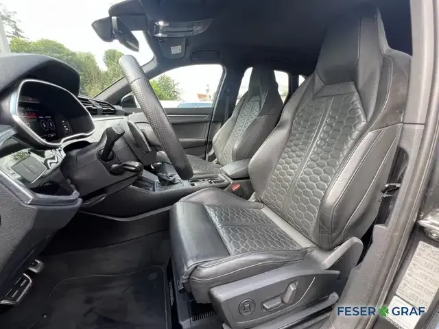 Audi RS Q3