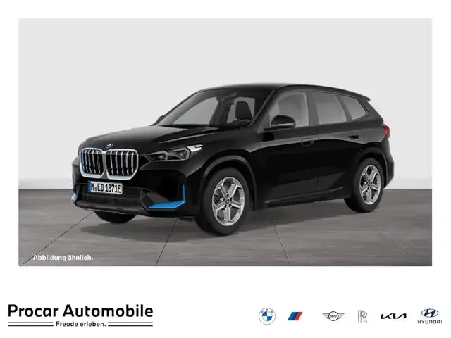BMW iX1