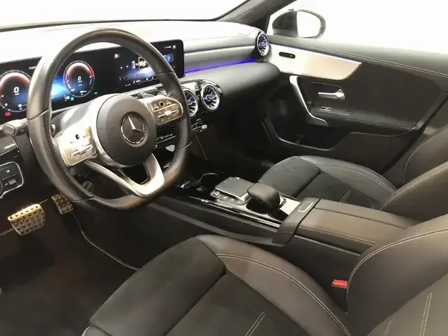 Mercedes-Benz A 250