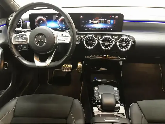Mercedes-Benz A 250