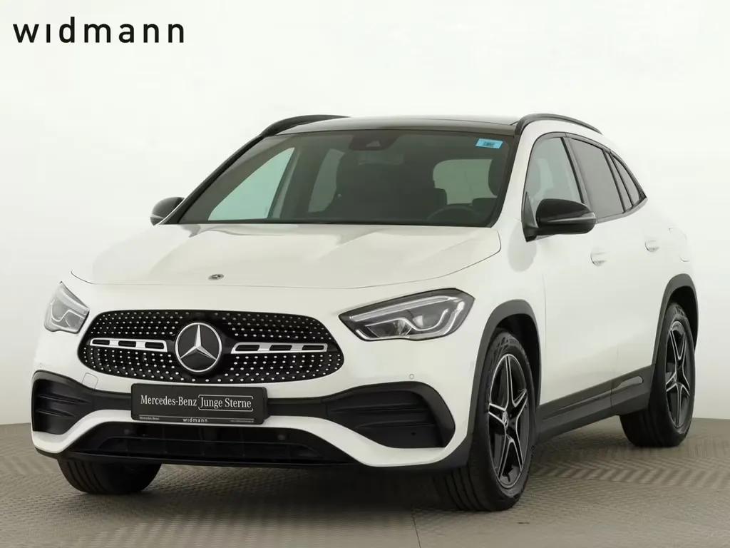 Mercedes-Benz GLA 200