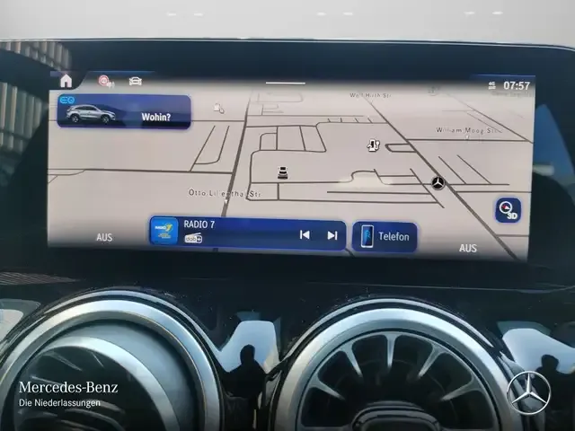 Mercedes-Benz EQA 300