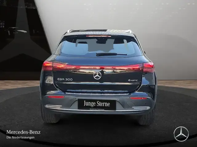 Mercedes-Benz EQA 300