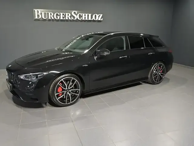 Mercedes-Benz CLA 35 AMG