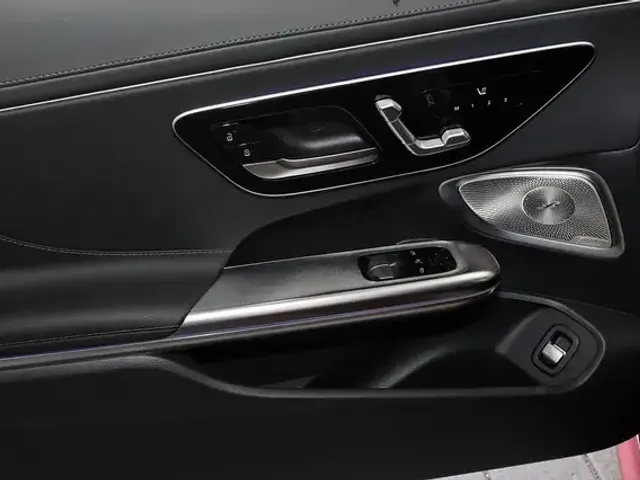 Mercedes-Benz CLE 200