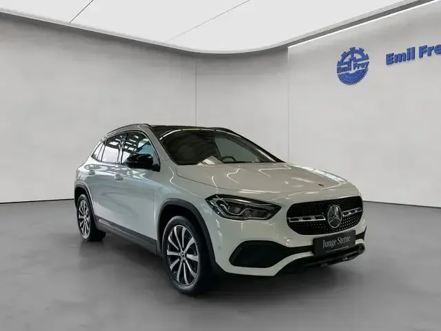 Mercedes-Benz GLA 250