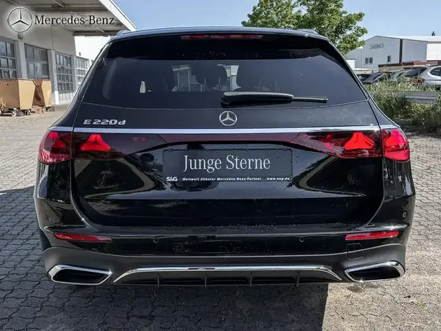 Mercedes-Benz E 220