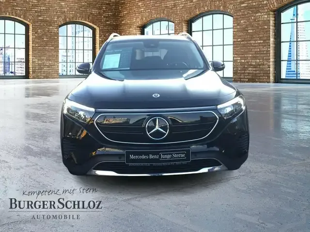 Mercedes-Benz EQB 250