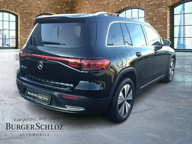 Mercedes-Benz EQB 250