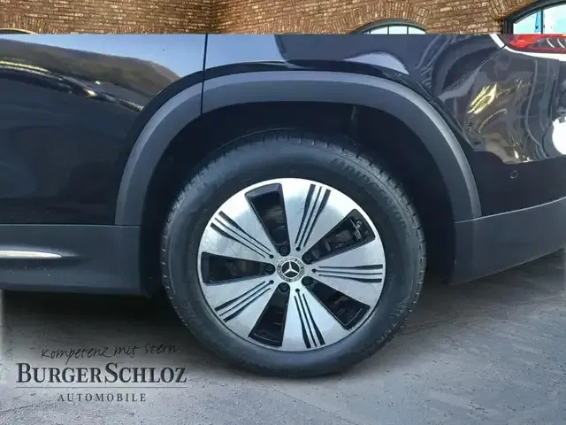 Mercedes-Benz EQB 250