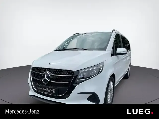 Mercedes-Benz V 220