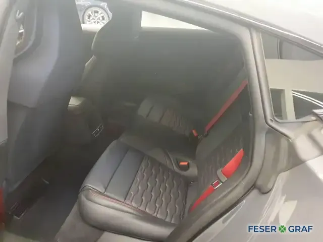 Audi RS e-tron GT