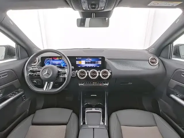 Mercedes-Benz EQA 300