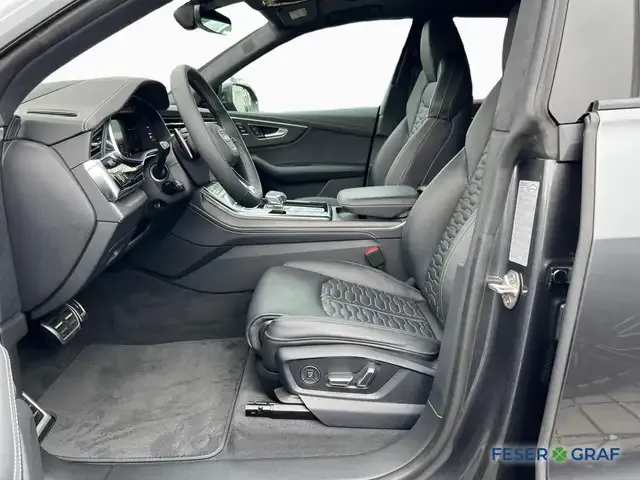 Audi RS Q8
