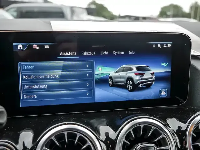 Mercedes-Benz GLA 200